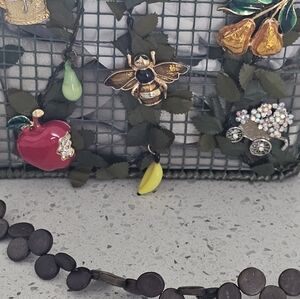 VTG Mary Frances Embellished Wire Mesh Garden Women's Bag
